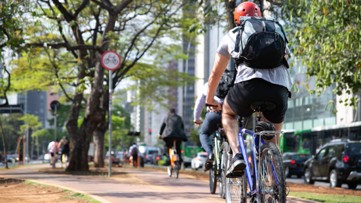 Ciclismo Urbano: Como Adaptar sua Bike para o Dia a Dia na Cidade