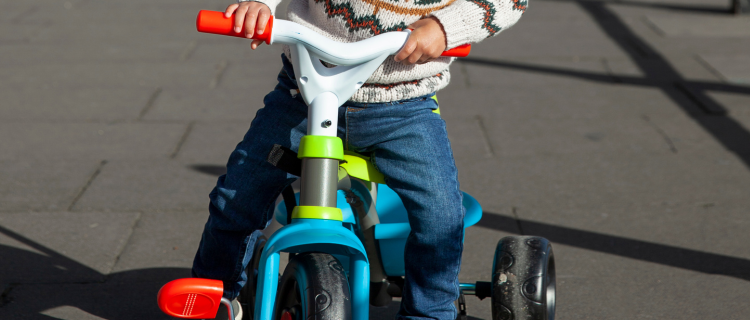 Quando trocar o velotrol pela bicicleta? Dicas para uma transição segura e divertida 